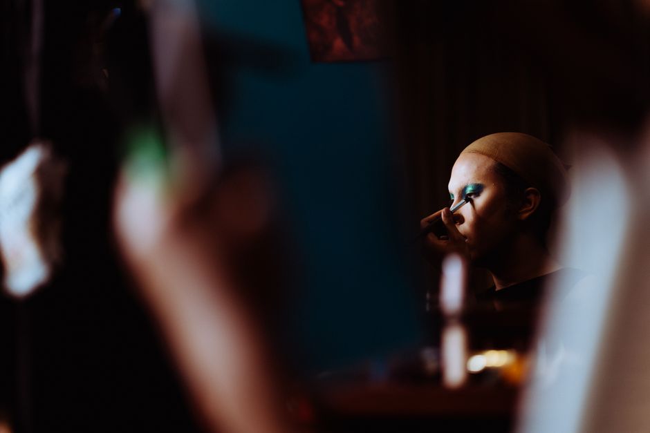 Is an Artist Agency the Secret to Unlocking Your Editorial Potential?